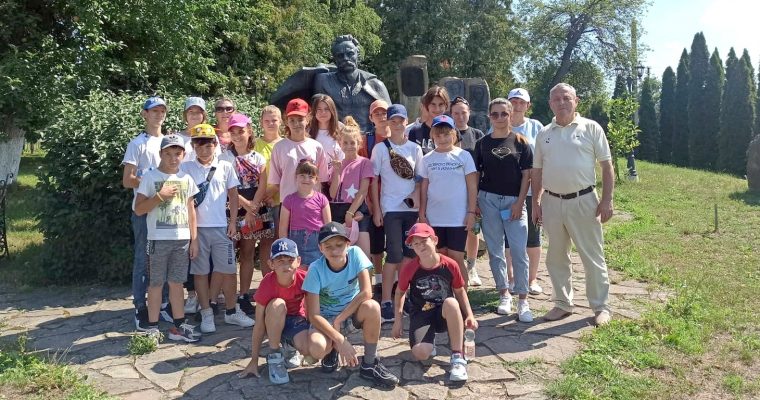 До Державного історико-культурного заповідника «Нагуєвичі» завітали діти з півдня України