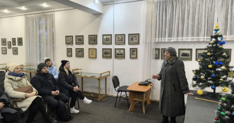 Як мешканці Нагуєвич святкували Різдво, чим частували нагуєвичани і, зокрема родина Франків своїх гостей та колядників?