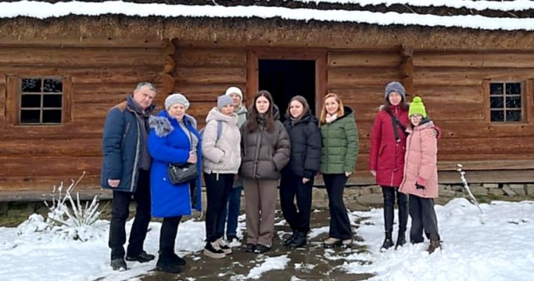 Напередодні одного з найбільших свят – Хрещення Господнього відбулася тематична екскурсія «Водохреще – його звичаї і традиції»