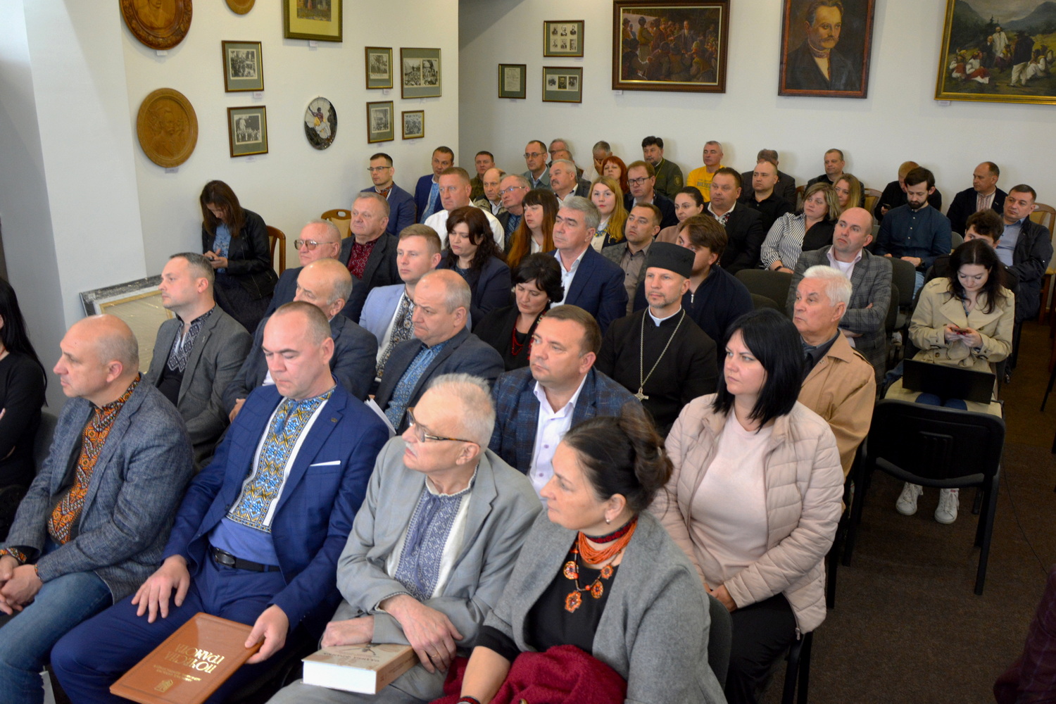 В ДІКЗ «Нагуєвичі» відбулася Міжнародна історико-культурна академія «Боролись наші предки все…Як Той, що тихо хрест несе…».