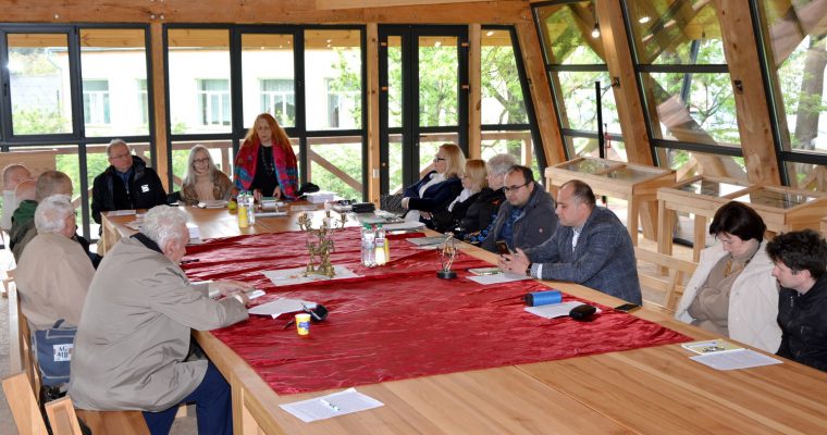 Участь в ренесансній зустрічі в Добромилі «Двір поетів» взяли науковці ДІКЗ «Нагуєвичі»