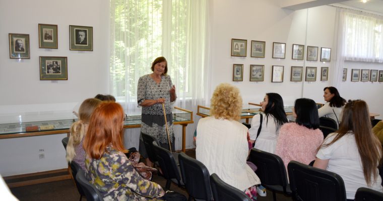 Марія Шутко для відвідувачів музею провела тематичну лекцію «Іван Франко і Київ»